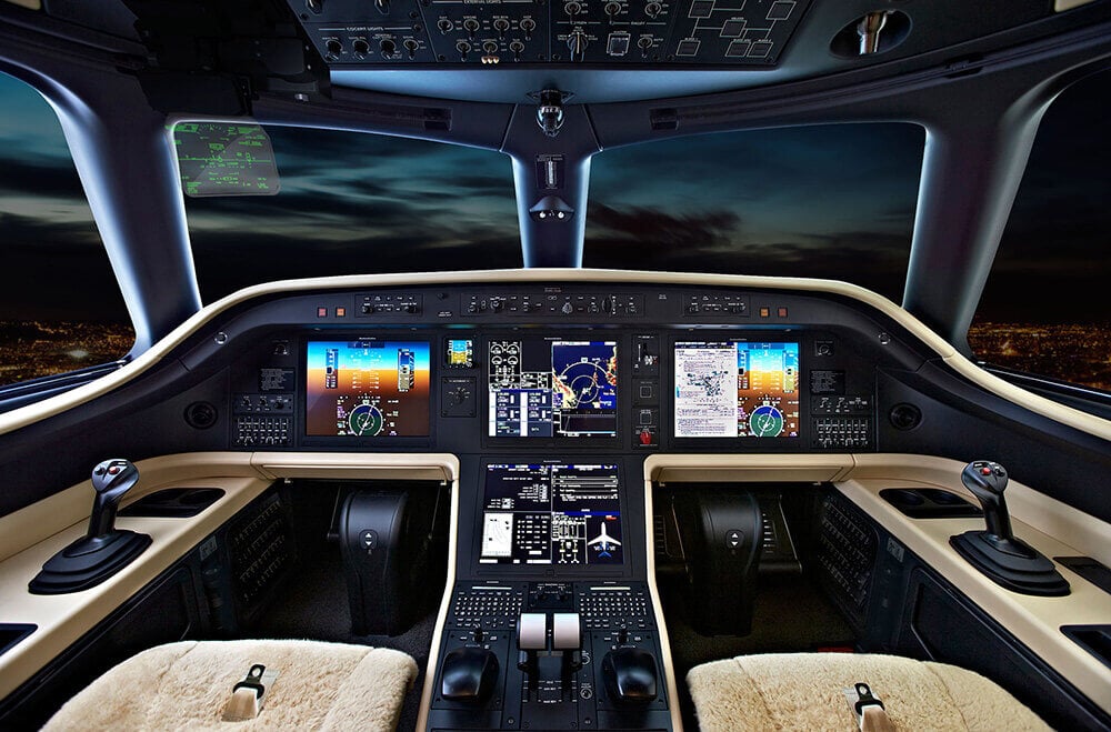 L500_cockpit_Sheep_wHUD_04